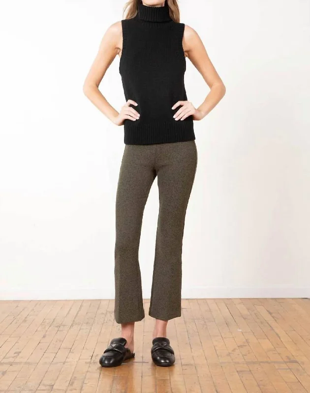 Savings Bonanza Leo Solid Boucle Pant In Olive