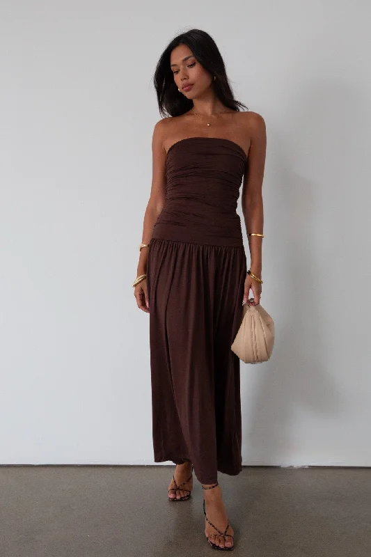 Price Break Bit Of Me Maxi Dress by NIA