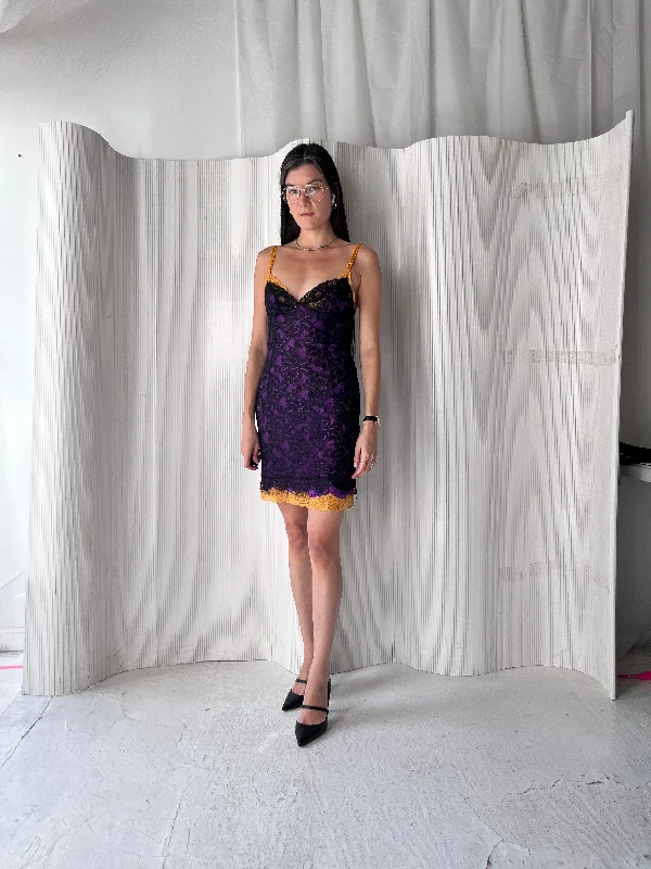 Extra Savings Dolce & Gabbana 2000s lace slip on dress