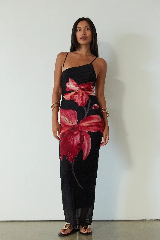 Warehouse Sale Swept Away Maxi Dress