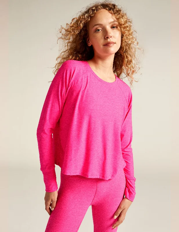Epic Deals Featherweight Daydreamer Pullover