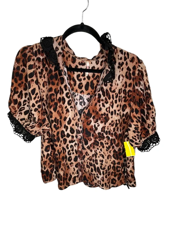 Final Markdown Top Short Sleeve By Free People In Animal Print, Size: L