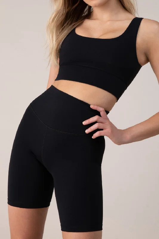 Price Drop BLOCHeverhold 8 Inch Short