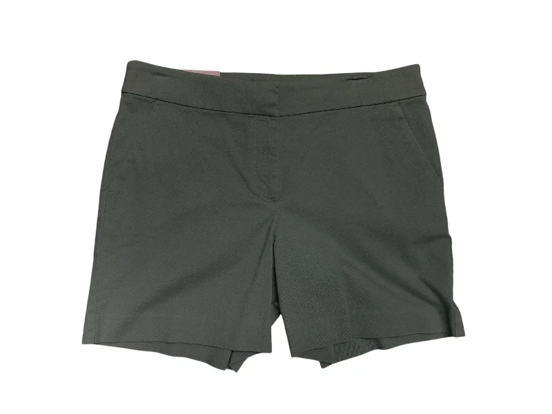 Act Now NWT Loft Women's Short Green 8x5
