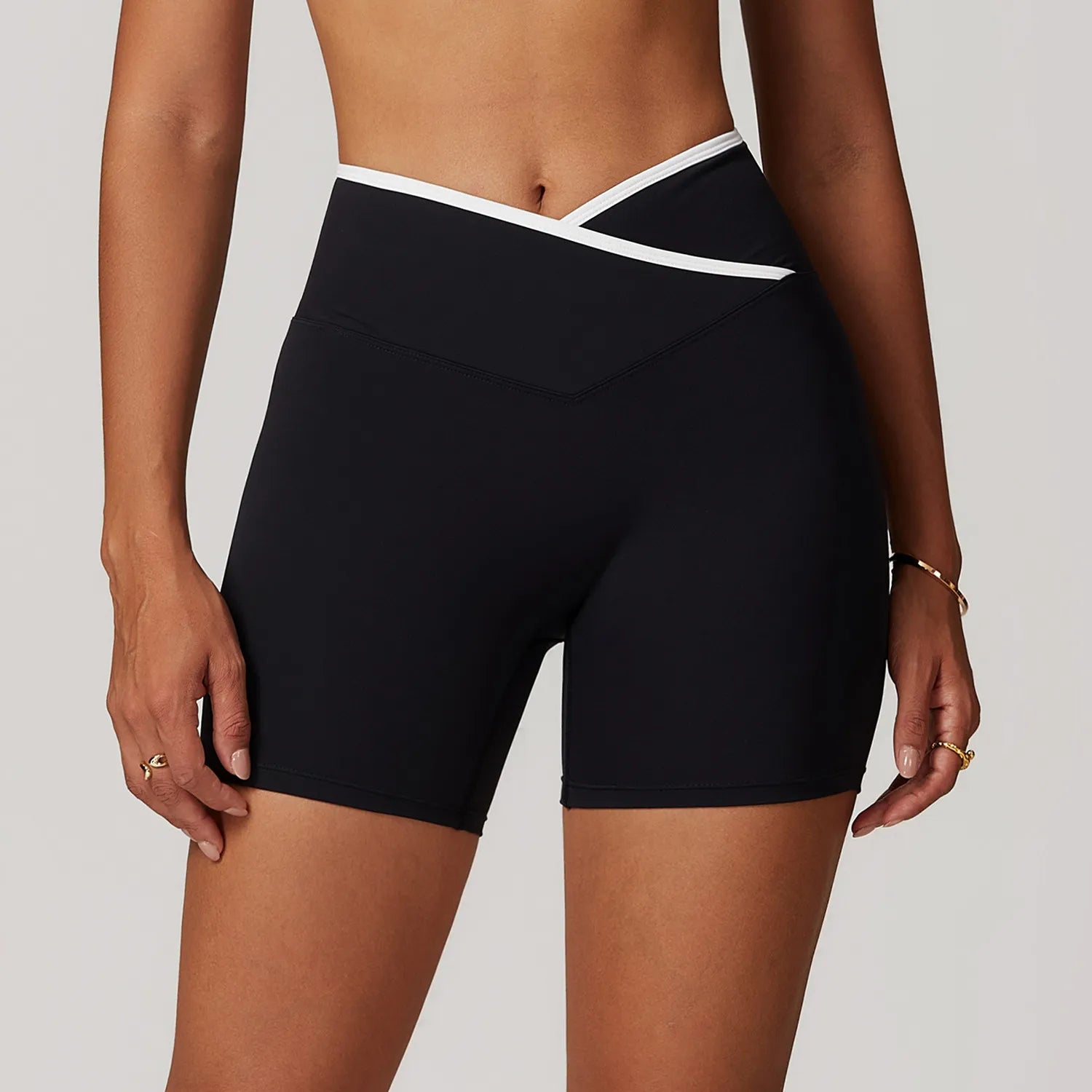 Fantastic Deals SPARK Crossover Waist Gym Shorts ZC8843