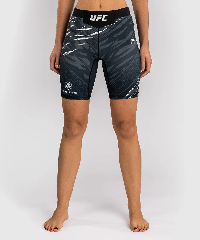 Special Buy UFC Fusion by Venum Authentic Fight Night Women’s Vale Tudo Short - Long Fit - Black Special Buy UFC Fusion by Venum Authentic Fight Night Women’s Vale Tudo Short - Long Fit - Black